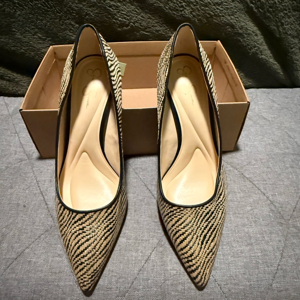 NIB Jessica Simpson Chic Black and Tan Heels. Brand new. Never worn.